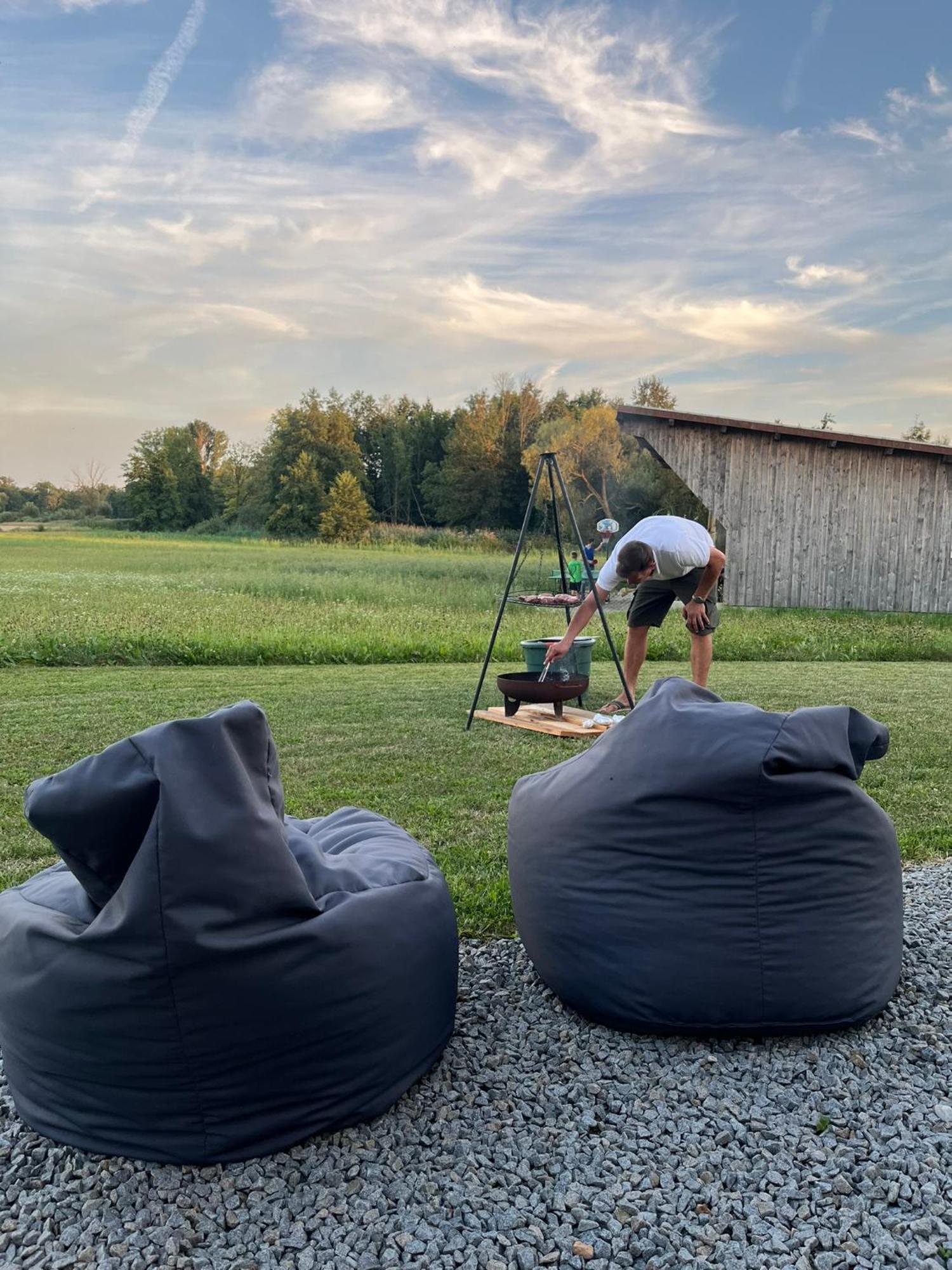 Appartamento Tinyhouse -Reset Im Vilstal -Zurueck Zum Ursprung Aldersbach Esterno foto